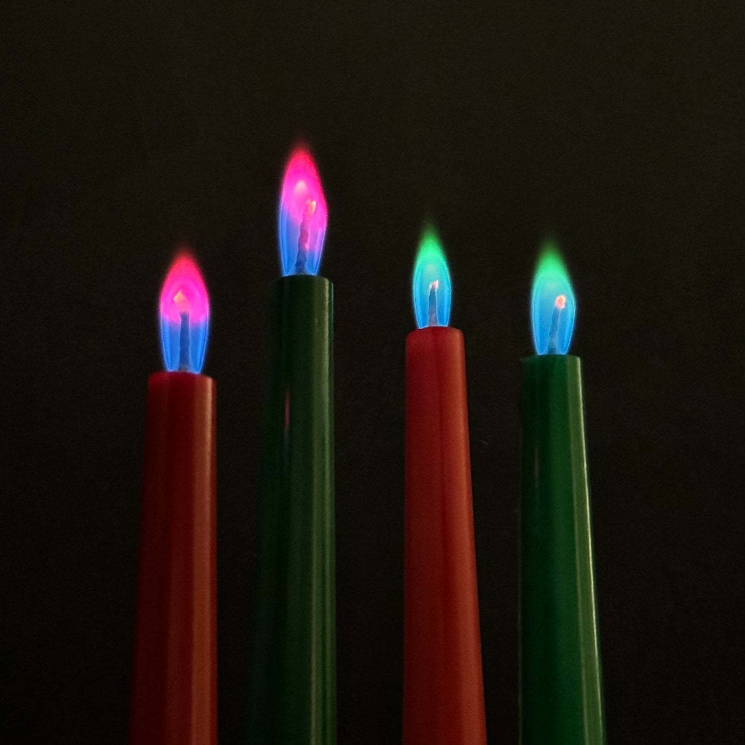 Holiday Tapers - Avauré