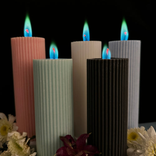 Aurora LUX Ribbed Pillar Candle - Avauré