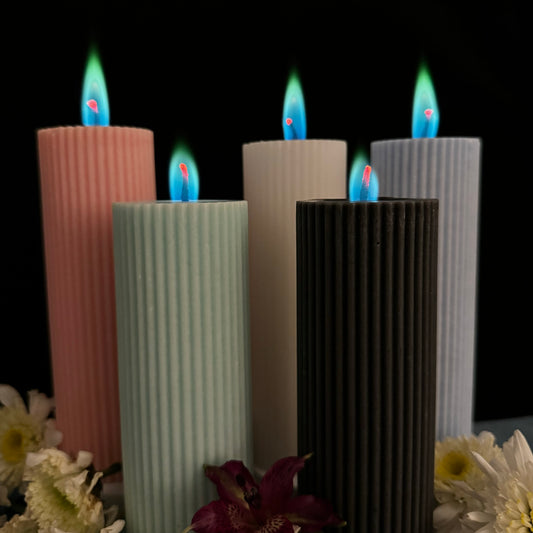 Aurora LUX Ribbed Pillar Candle - Avauré